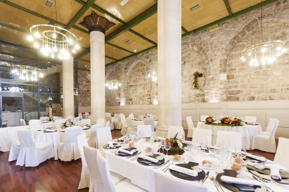 Rice Palacio De Los Blasones Burgo Екстериор снимка