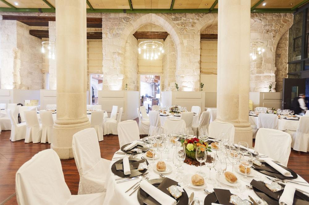 Rice Palacio De Los Blasones Burgo Екстериор снимка