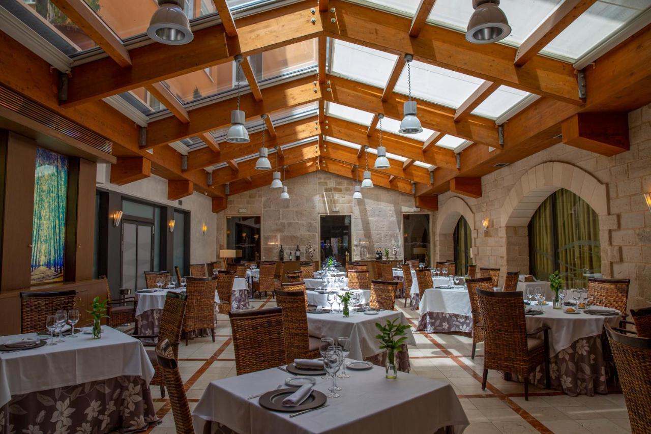Rice Palacio De Los Blasones Burgo Екстериор снимка