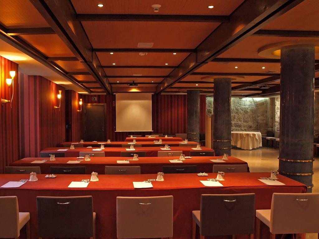 Rice Palacio De Los Blasones Burgo Екстериор снимка